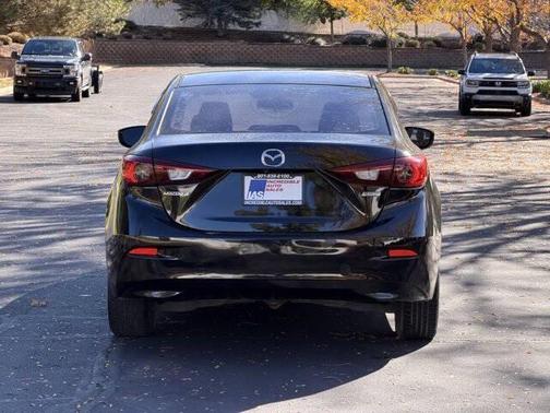 2016 Mazda Mazda3 i Sport