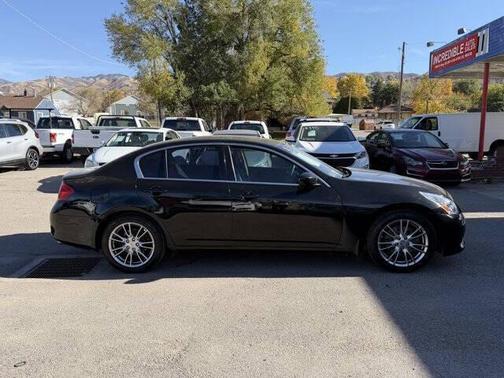 2011 INFINITI G37 Journey