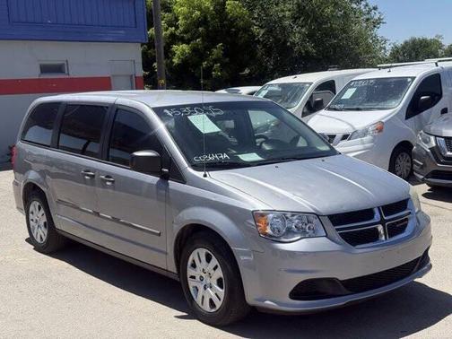 Billet Silver Metallic Clearcoat 2014 Dodge Grand Caravan AVP/SE