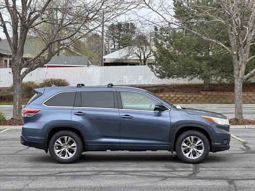 2014 Toyota Highlander LE Plus