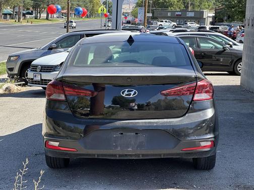 Phantom Black 2019 Hyundai ELANTRA SEL