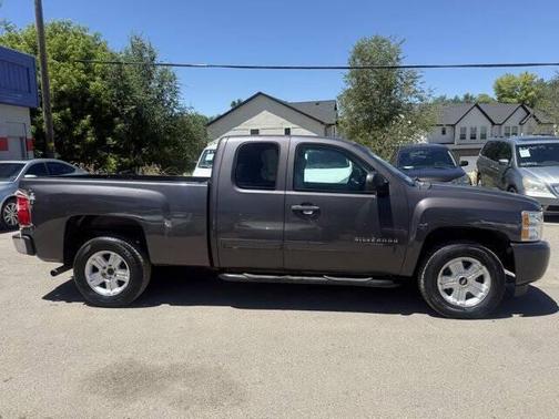 Taupe Gray Metallic 2010 Chevrolet Silverado 1500 LT