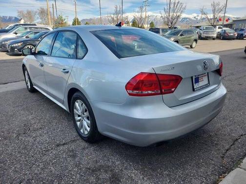 2015 Volkswagen Passat 1.8T S