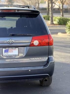 2008 Toyota Sienna LE
