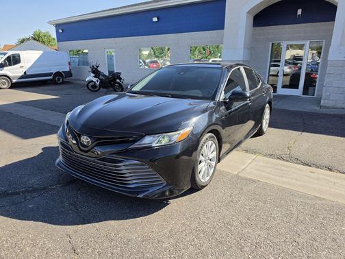 Black 2019 Toyota Camry LE