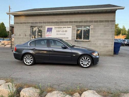2006 BMW 330 330i 4dr Sedan