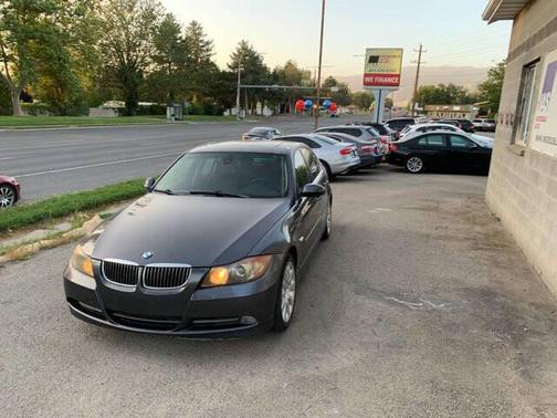 2006 BMW 330 330i 4dr Sedan