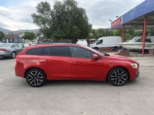 2018 Volvo V60 T5 Dynamic