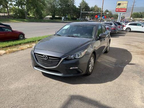 2016 Mazda Mazda3 i Sport