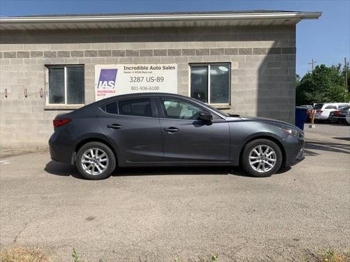 2016 Mazda Mazda3 i Sport