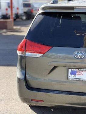 2011 Toyota Sienna XLE