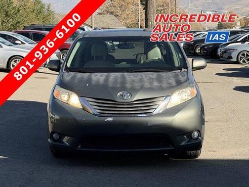 2011 Toyota Sienna XLE