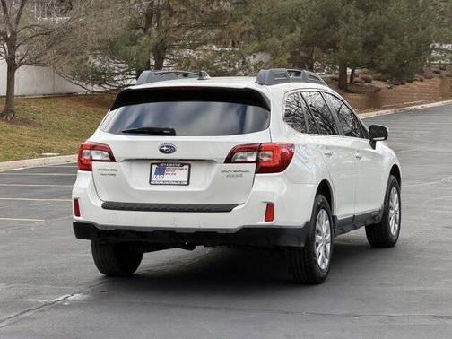2017 Subaru Outback 2.5i Premium