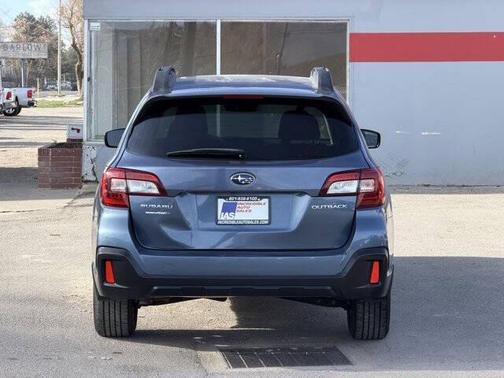 2018 Subaru Outback 2.5i