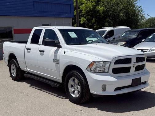 Bright White Clearcoat 2019 RAM 1500 Express