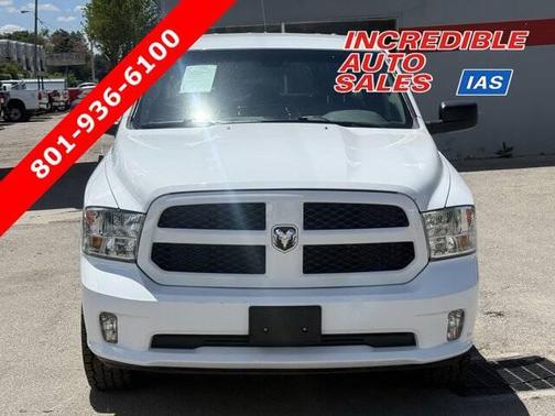 Bright White Clearcoat 2019 RAM 1500 Express