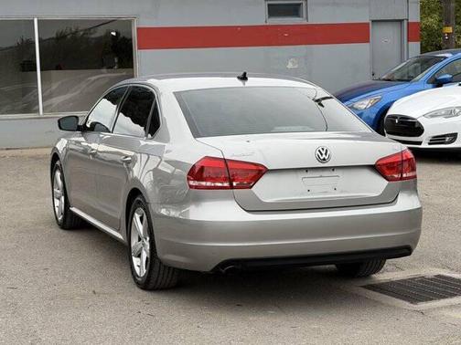 2013 Volkswagen Passat 2.5 SE