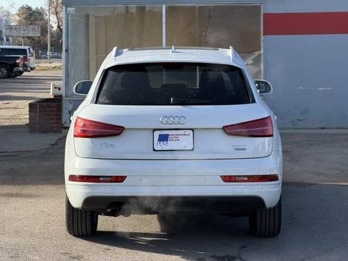 2018 Audi Q3 2.0T Premium Plus