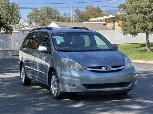 2010 Toyota Sienna XLE Limited