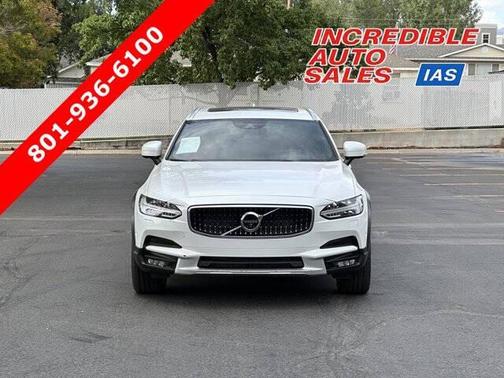 2018 Volvo V90 Cross Country T6