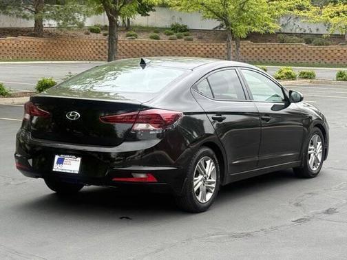 Phantom Black 2020 Hyundai ELANTRA SEL