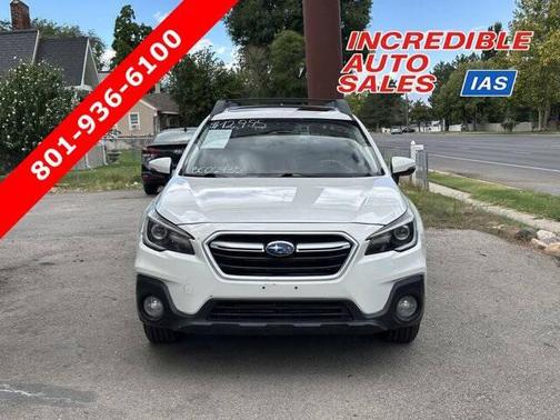 Crystal White Pearl 2019 Subaru Outback 2.5i Limited