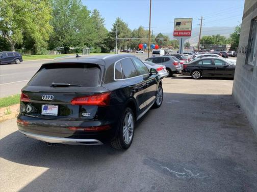 2018 Audi Q5 2.0T Prestige