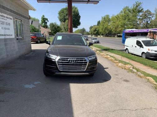 2018 Audi Q5 2.0T Prestige