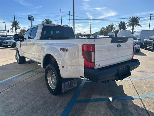 2022 Ford F-450 LARIAT DRW