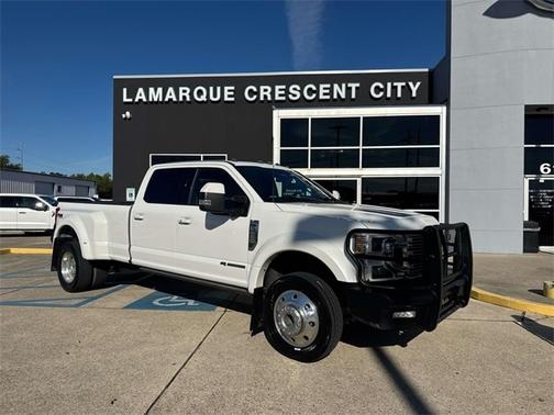 2022 Ford F-450 LARIAT DRW