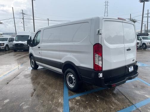 2019 Ford Transit-250 130 WB LOW ROOF CARGO