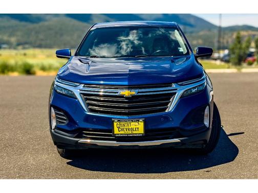 Blue Glow Metallic 2022 Chevrolet Equinox 1LT