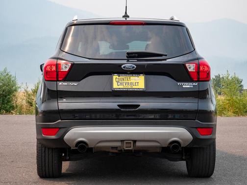Agate Black Metallic 2019 Ford Escape Titanium