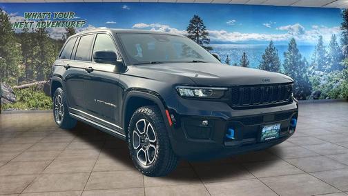 2023 Jeep Grand Cherokee 4xe Trailhawk