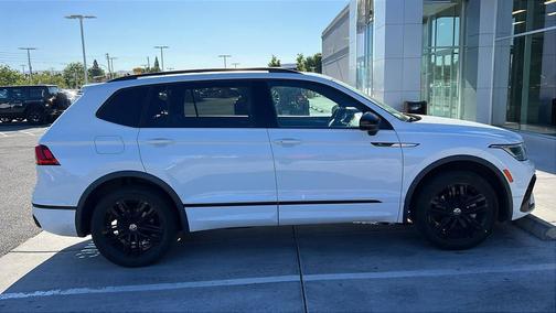Pure White 2022 Volkswagen Tiguan 2.0T SE R-Line Black 4MOTION