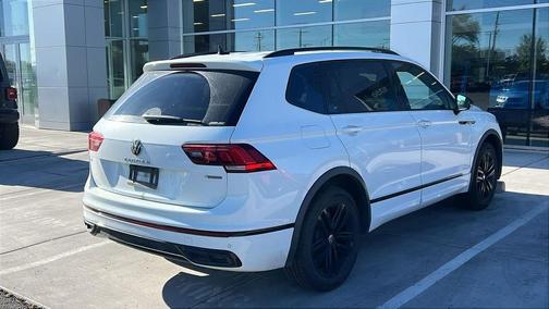 Pure White 2022 Volkswagen Tiguan 2.0T SE R-Line Black 4MOTION