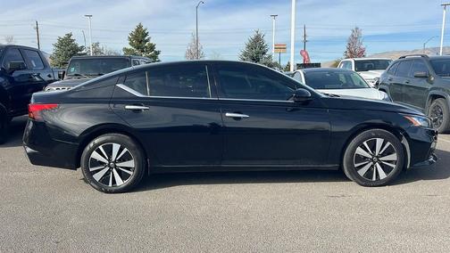 2020 Nissan Altima 2.5 SV