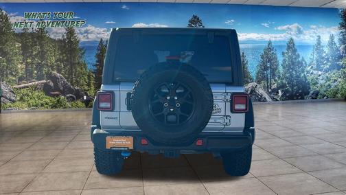 Silver Zynith Clearcoat 2024 Jeep Wrangler 4xe Willys