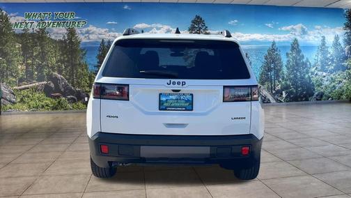 Bright White Clearcoat 2026 Jeep Cherokee Laredo