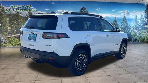 Bright White Clearcoat 2026 Jeep Cherokee Laredo