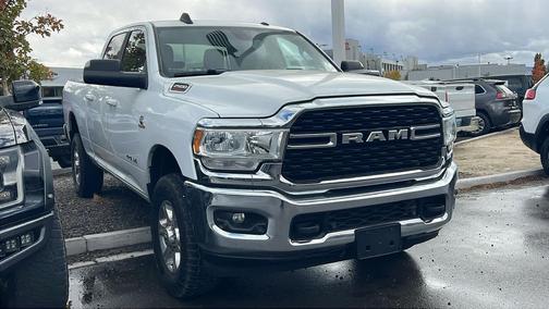 2022 RAM 2500 Big Horn Crew Cab 4x4 6'4' Box