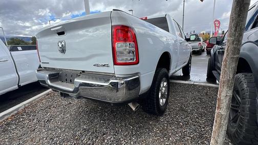 2022 RAM 2500 Big Horn Crew Cab 4x4 6'4' Box