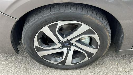 2022 Subaru Legacy Limited