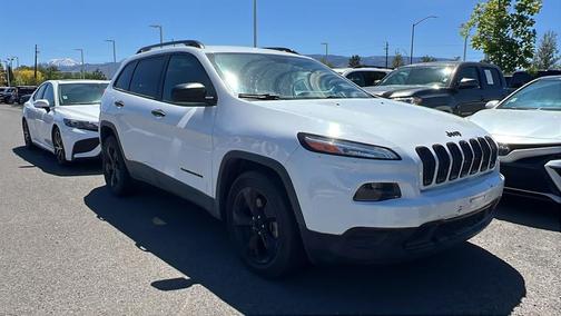 Bright White Clearcoat 2017 Jeep Cherokee Altitude
