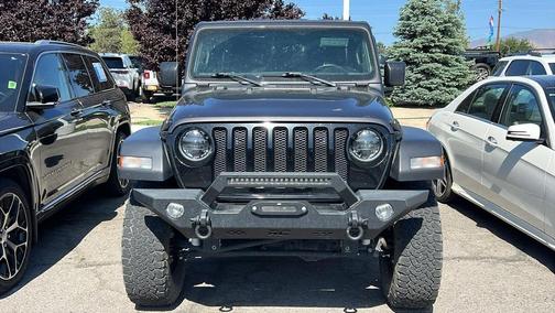 Granite Crystal Metallic Clearcoat 2023 Jeep Wrangler Willys