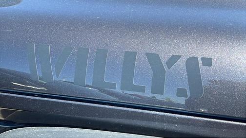 Granite Crystal Metallic Clearcoat 2023 Jeep Wrangler Willys