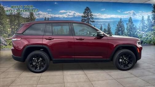 2025 Jeep Grand Cherokee Altitude