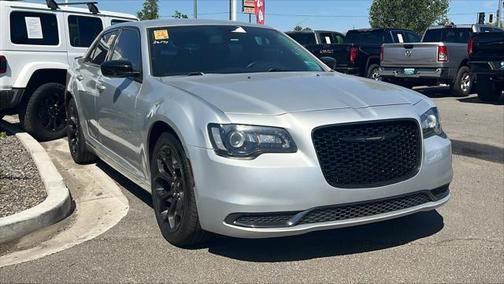 2019 Chrysler 300 Touring