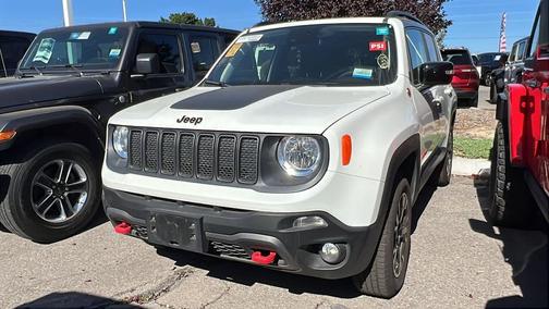 Alpine White Clearcoat 2023 Jeep Renegade Trailhawk