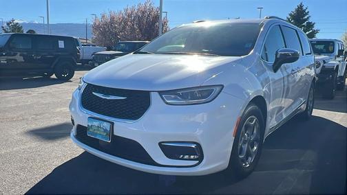 2023 Chrysler Pacifica Limited